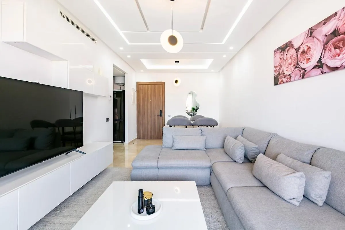 Step Into The Luxury New Apartment With A Pool ,2 Bedrooms Marrakesh
